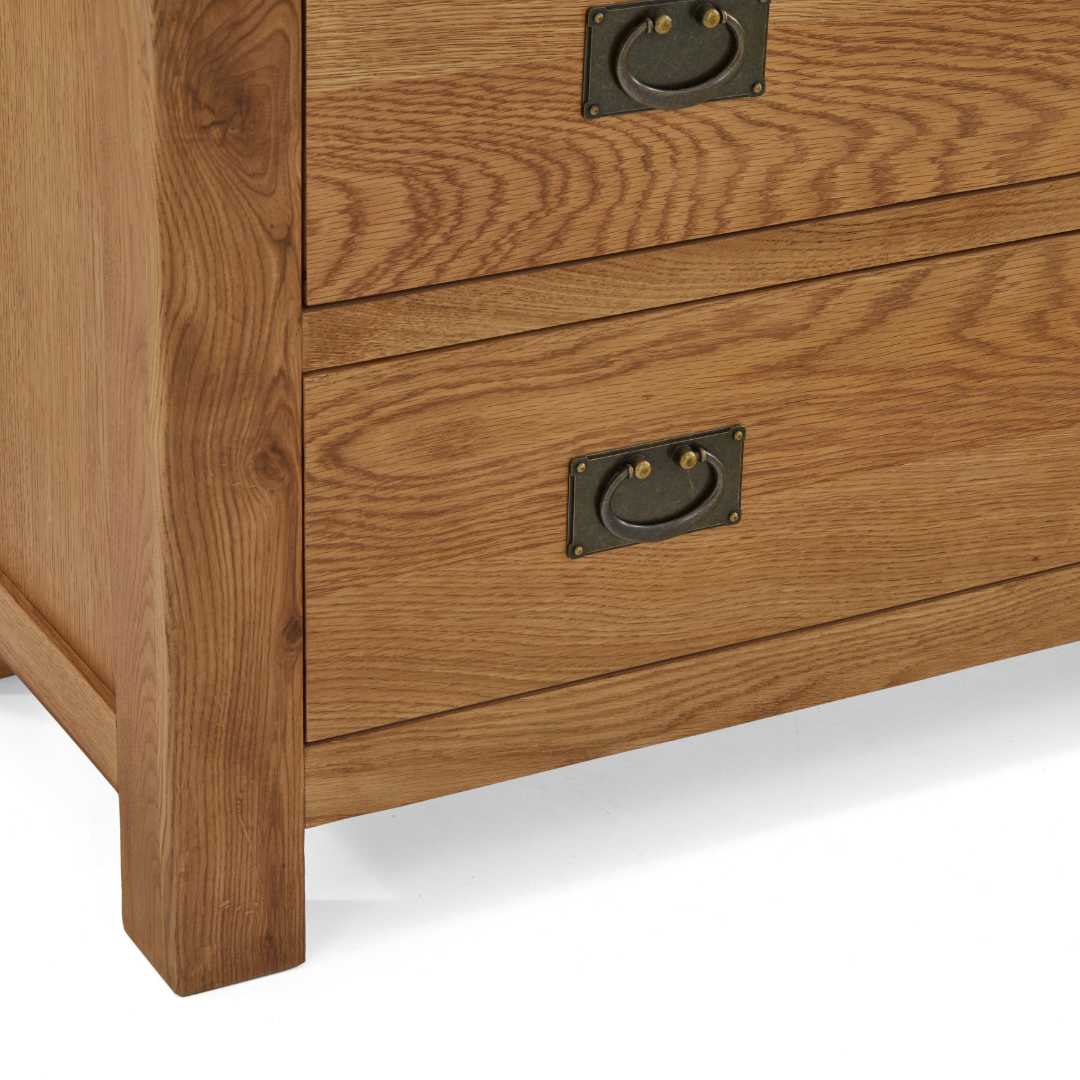 Salisbury 2 Over 4 Chest