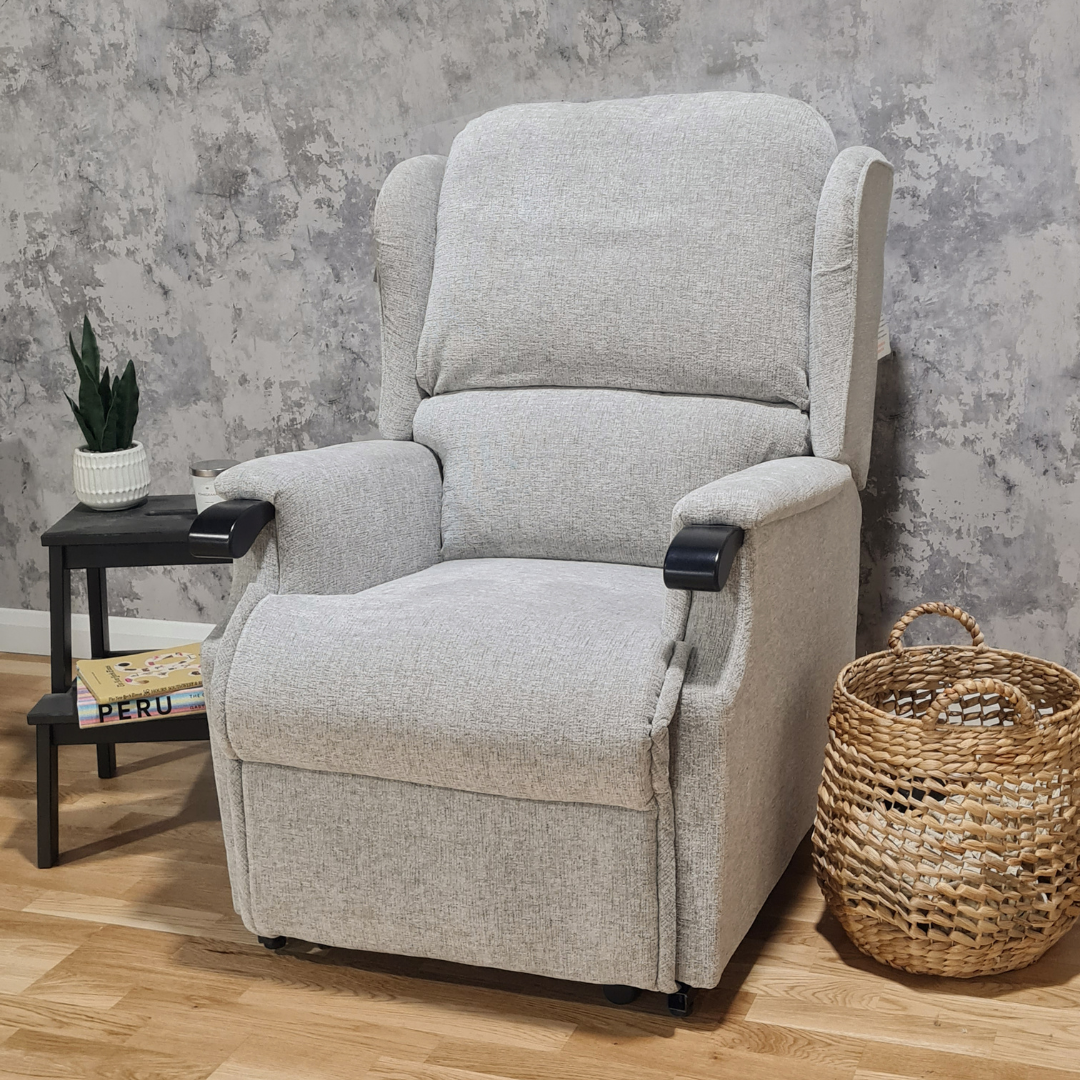 Malvern Riser Recliner