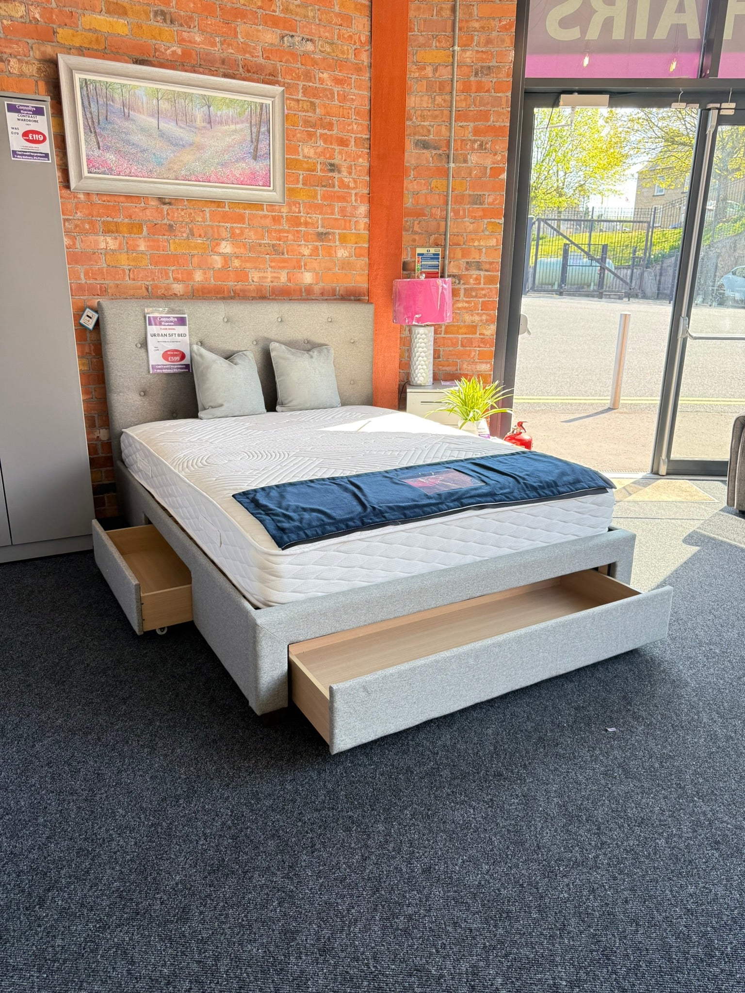 Urban 5ft Bed + Free Mattress