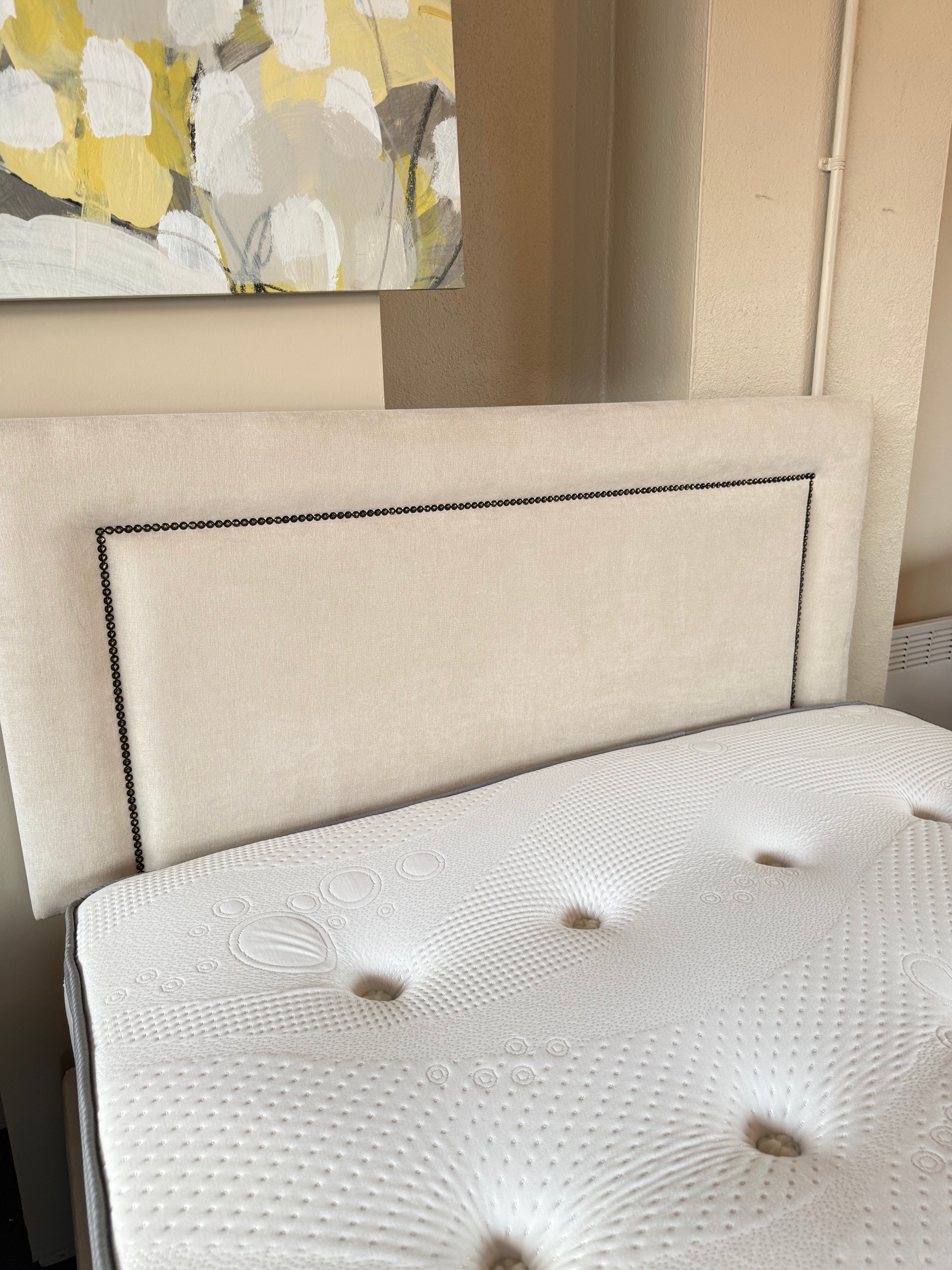 4ft 6 Luxury Electric Bed