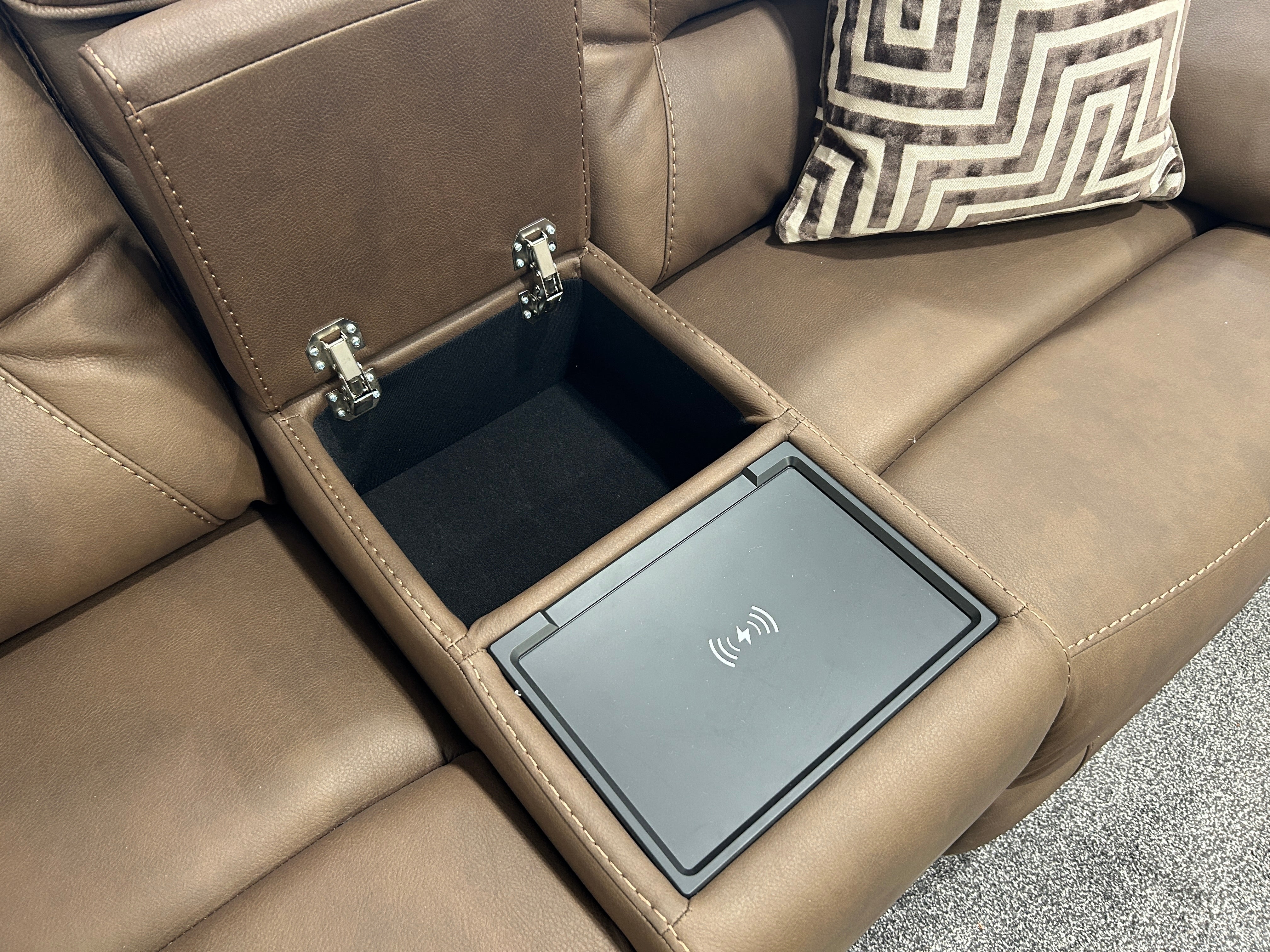 Leroy Electric Recliners 3.2.1