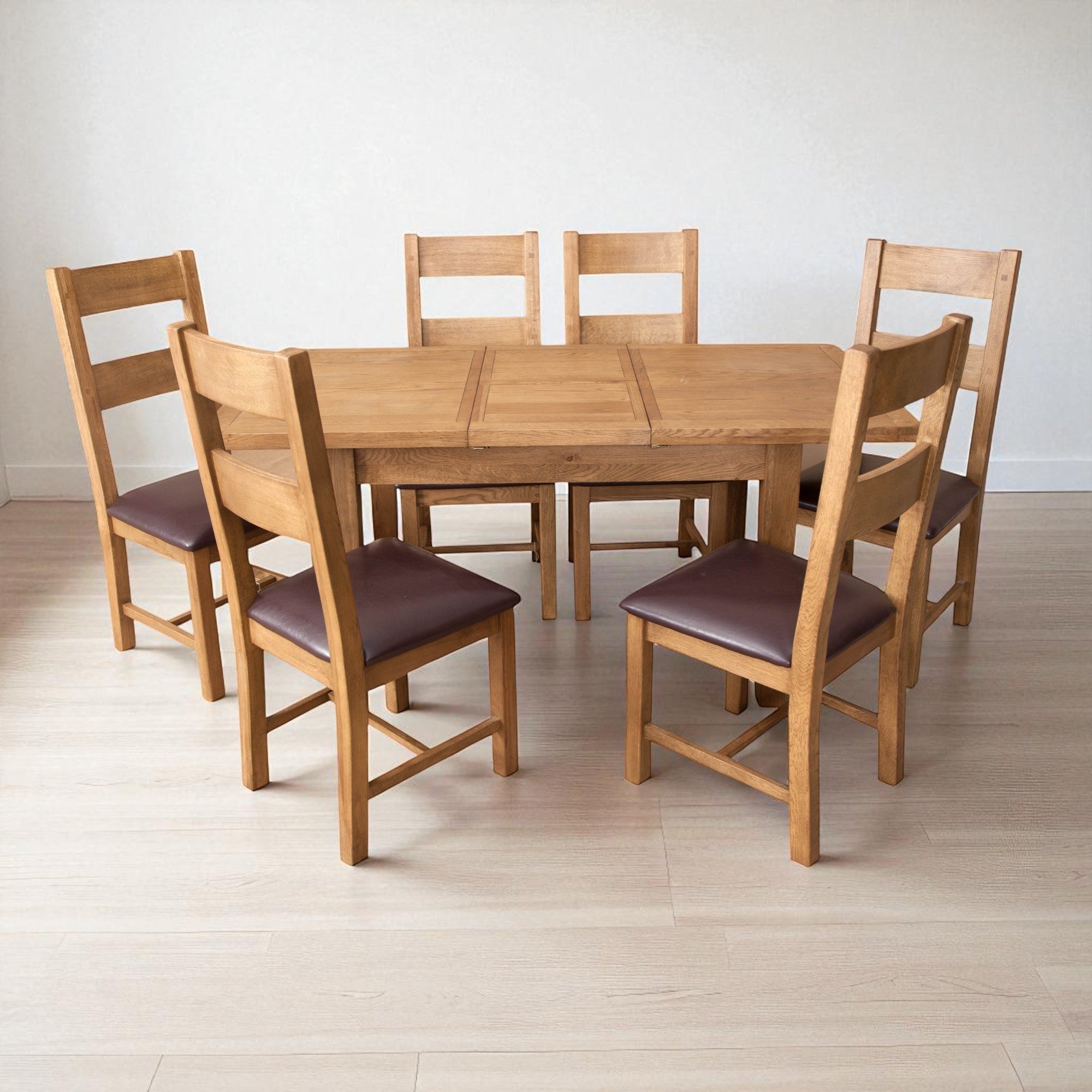 MELBOURNE COUNTRY 1.2 EXTENDING DINING TABLE