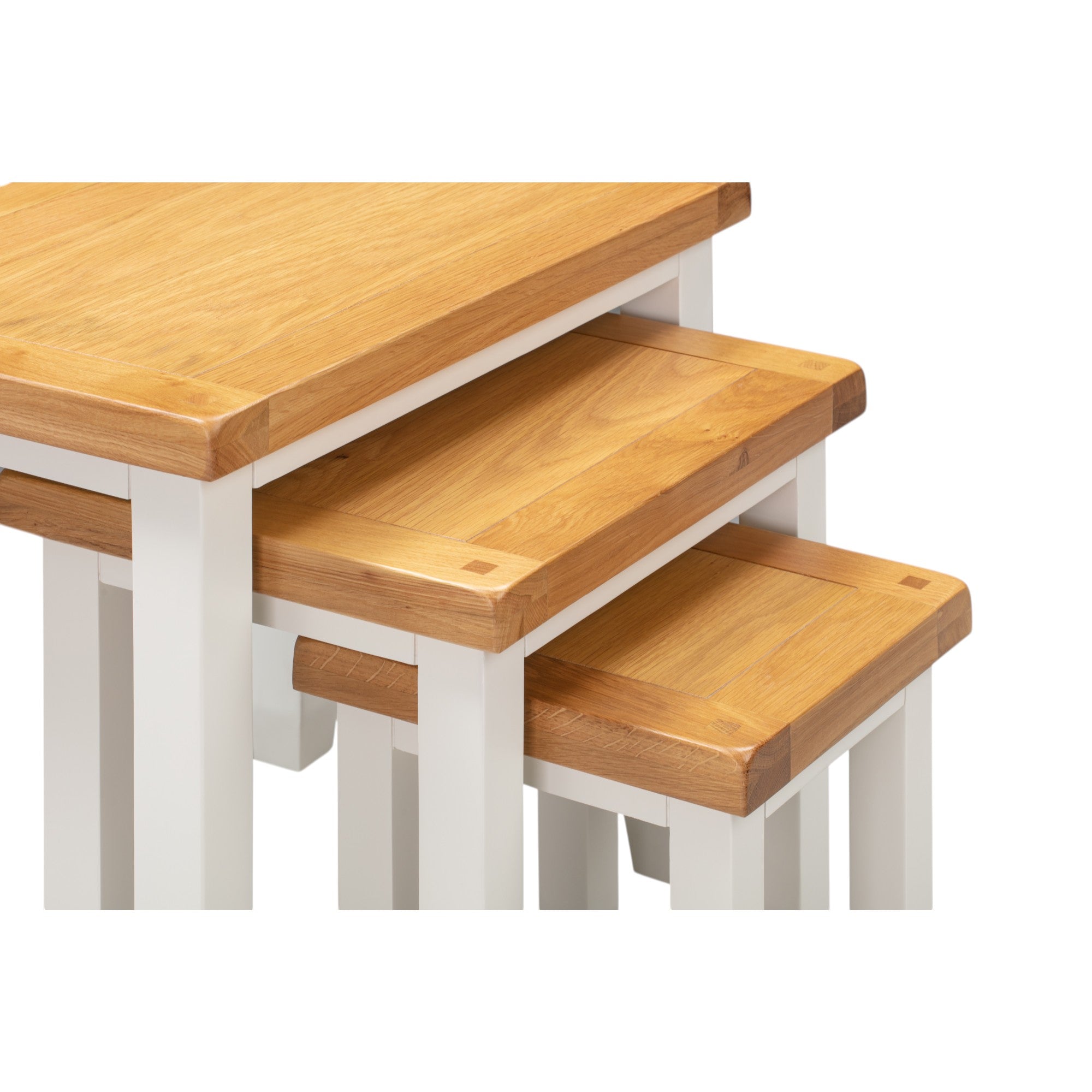 MELBOURNE WHITE NEST OF TABLES