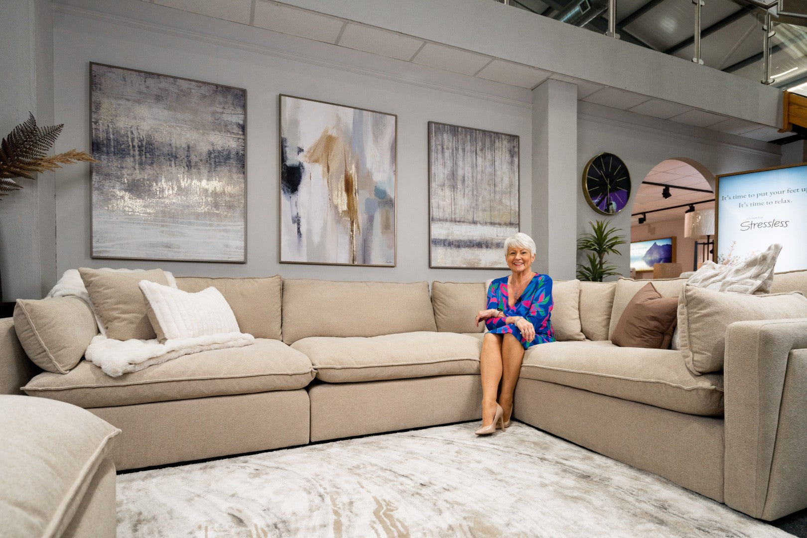 ADAR CORNER SOFA + FOOTSTOOL