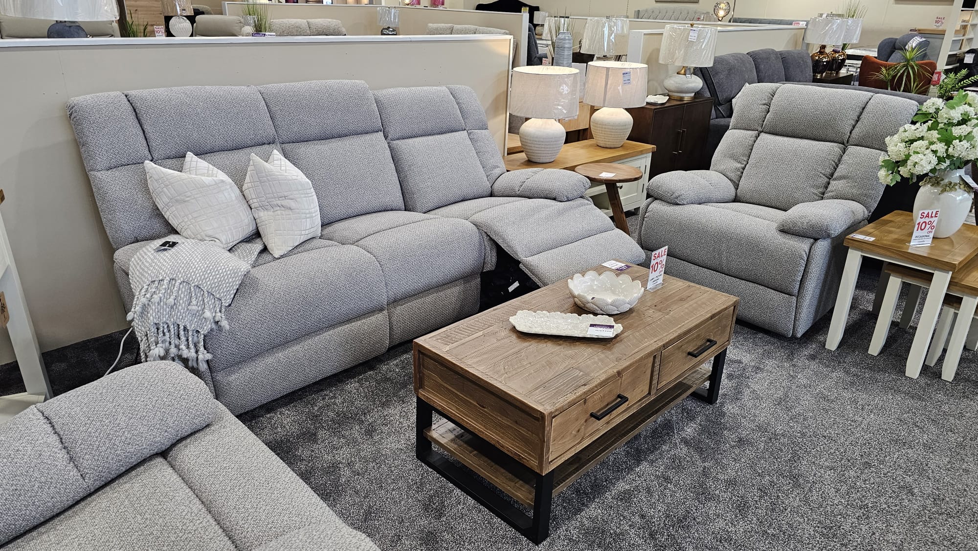 Halton Eletric Recliners 3.1.1