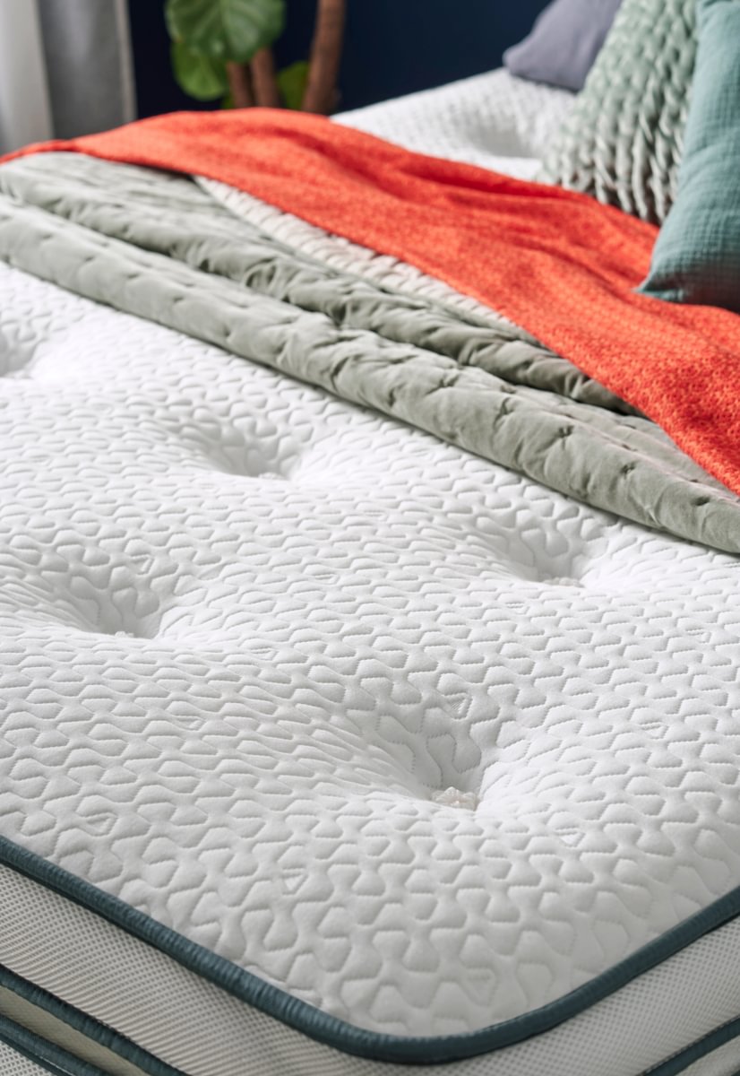 Astira UltraGel 3000 Pocket Mattress - Connollys Of Moy
