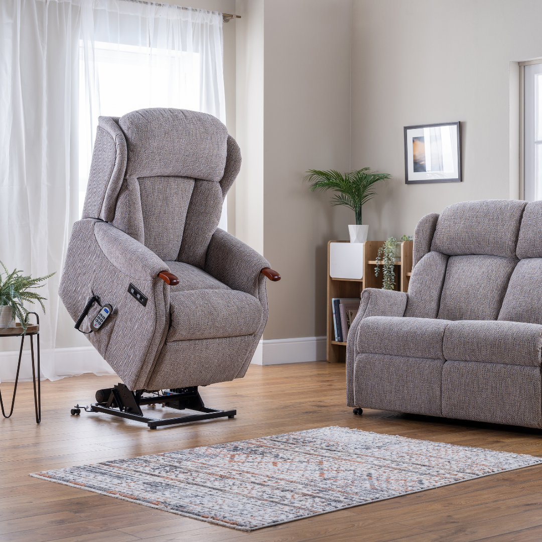 Canterbury Riser Recliner