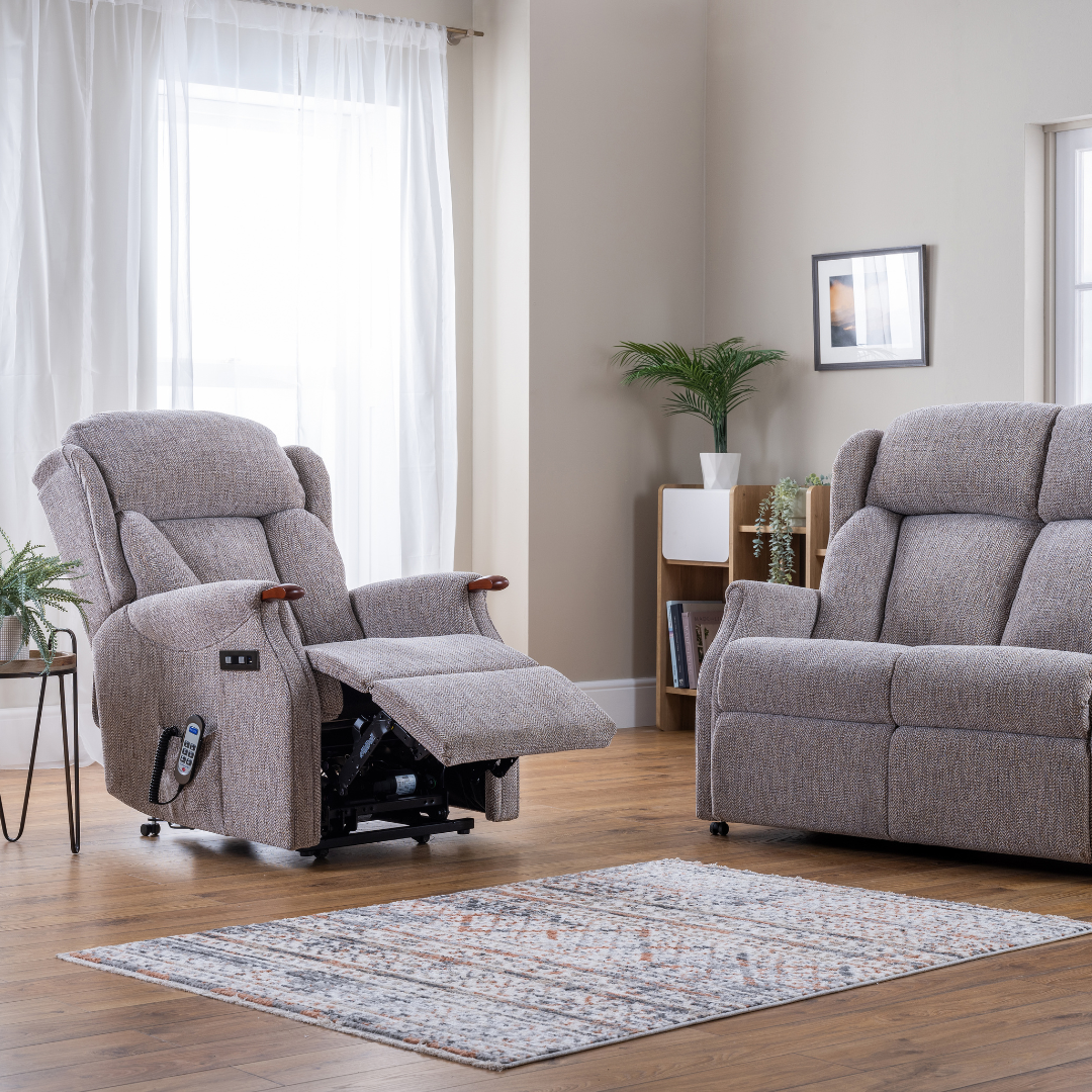 Canterbury Riser Recliner