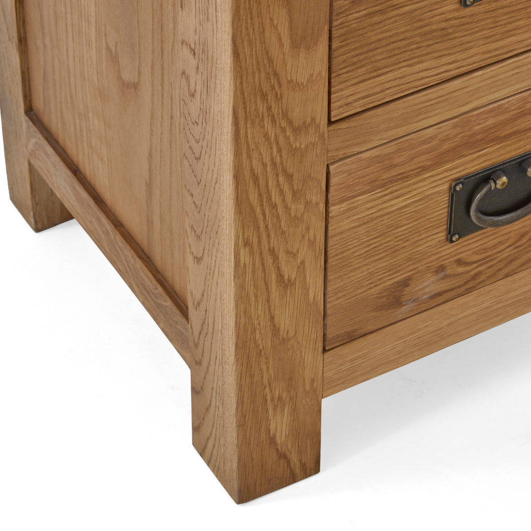 Salisbury 4 Drawer Chest