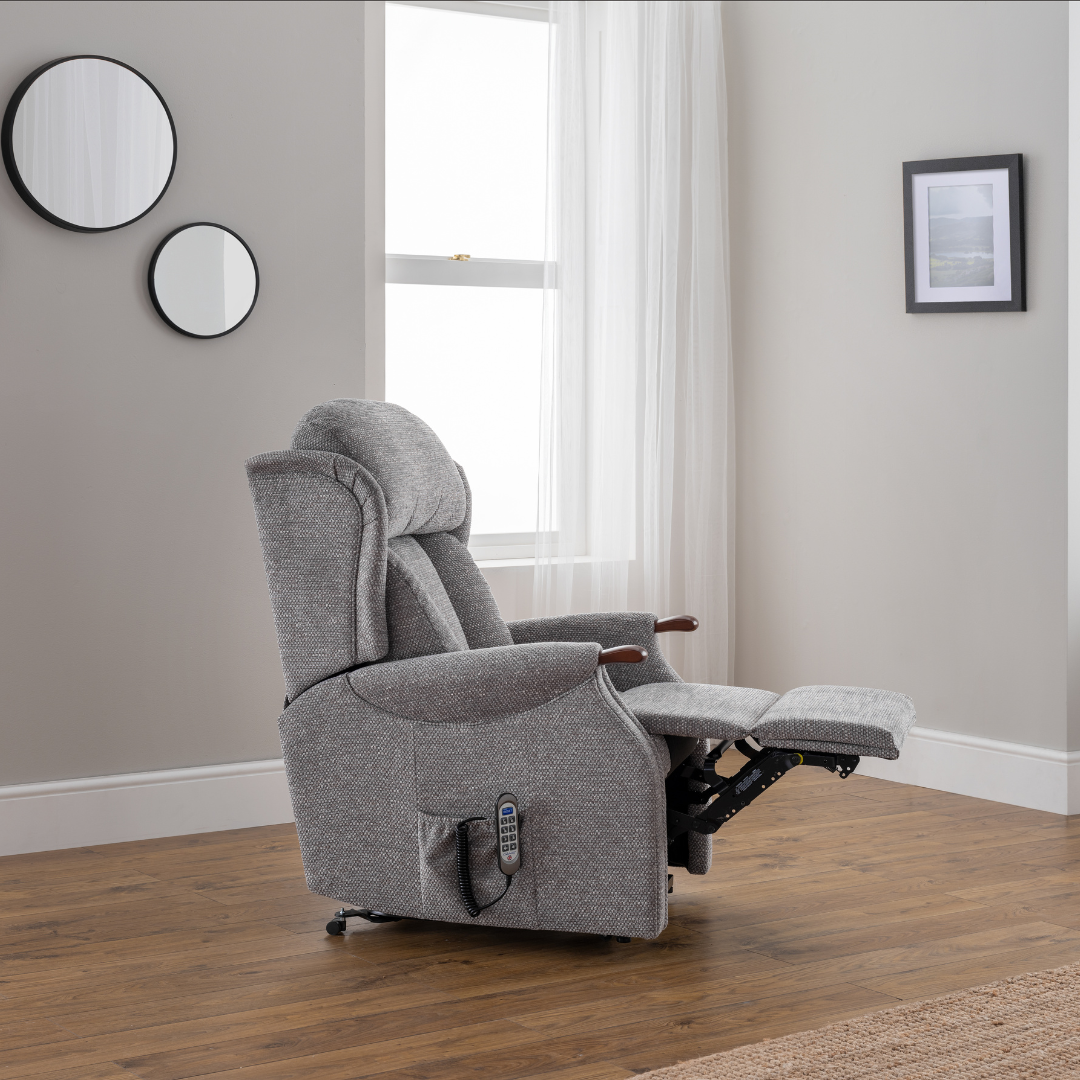 Canterbury Riser Recliner