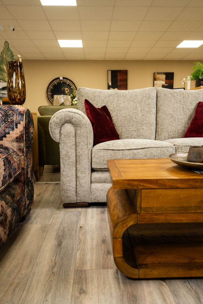 TITAN 2 + SNUGGLER - Connollys Of Moy