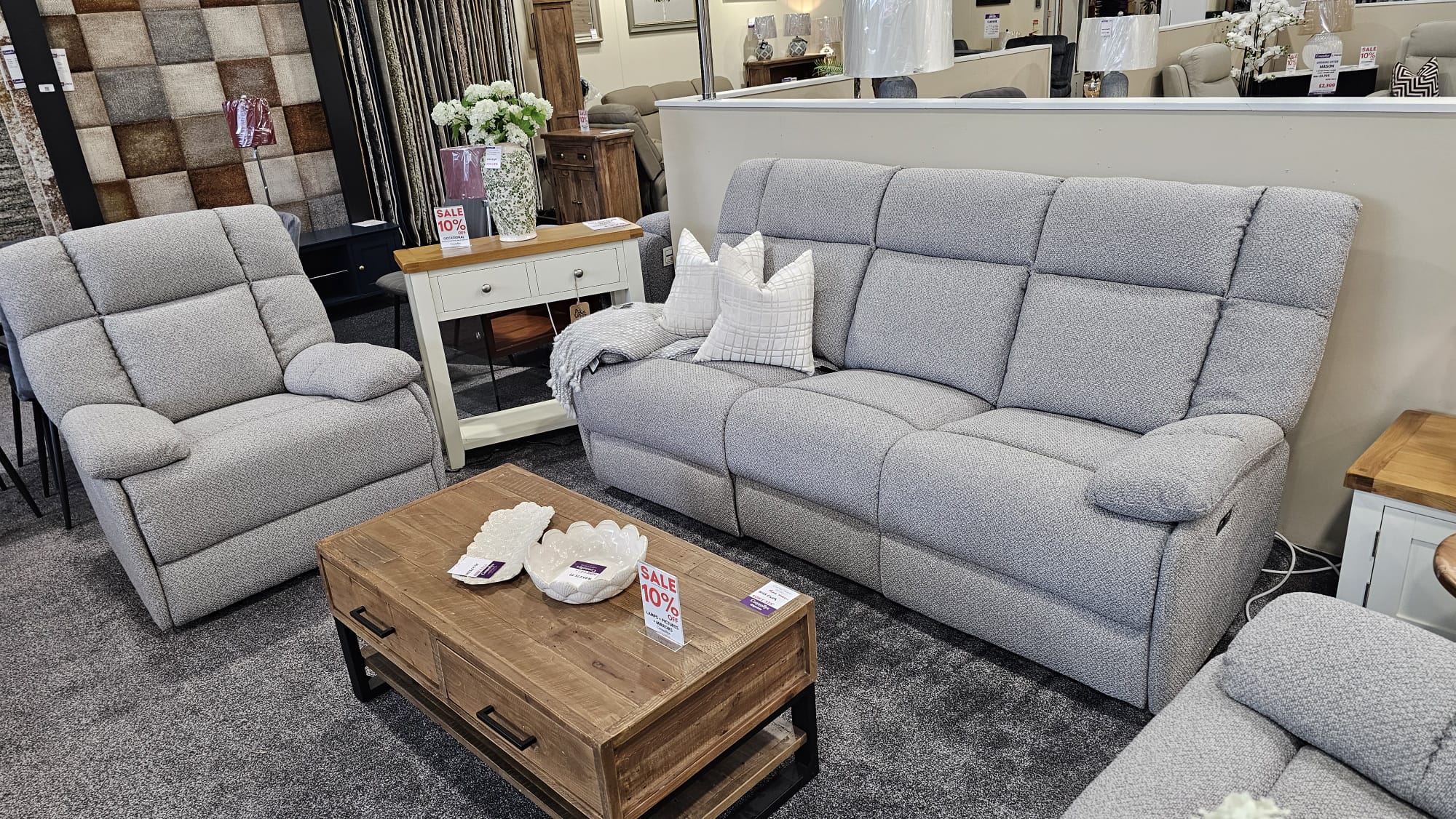 Halton Eletric Recliners 3.1.1