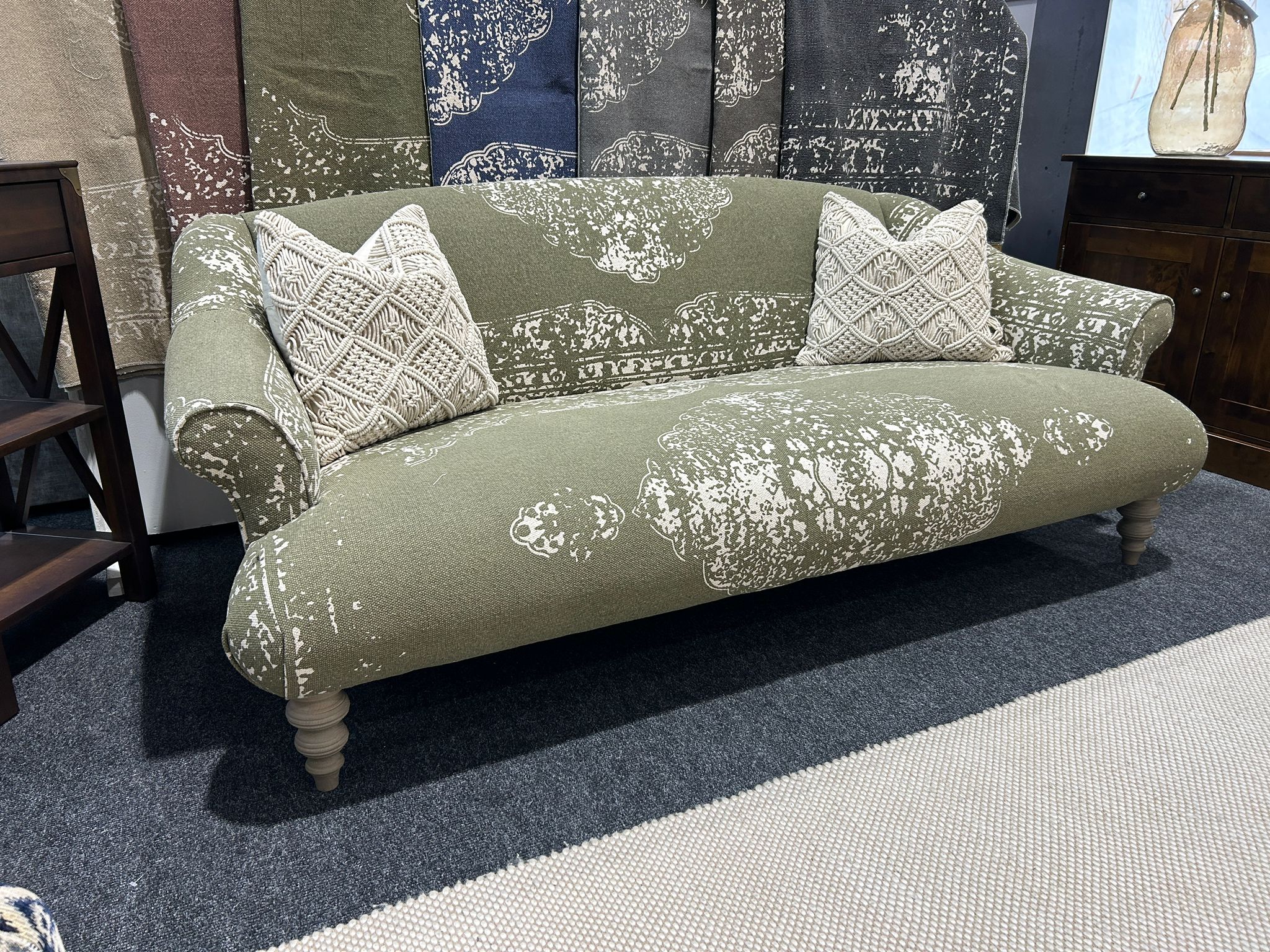 TETRAD JACARANDA MIDI SOFA